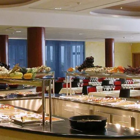 Blaucel Hotel 4*