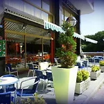فندق Blaucel
