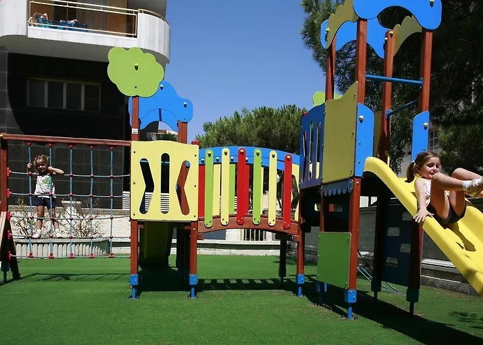 Blaucel فندق بلانيس